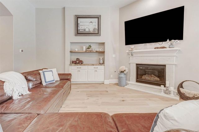 5323 Lake Hill Farm Way, Fulshear, TX 77441