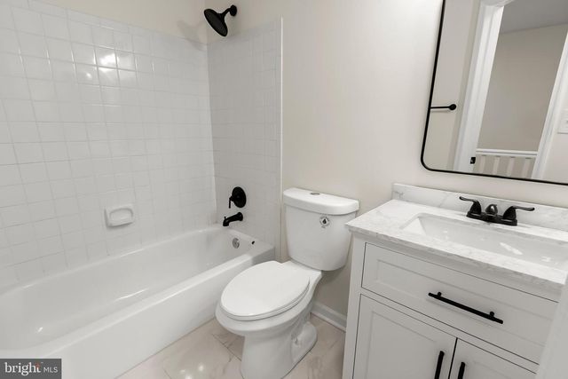 6916 FLAG HARBOR DR, District Heights, MD 20747