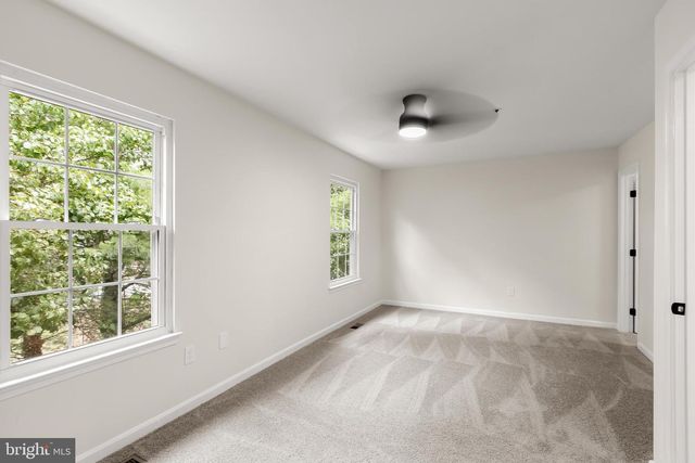 6916 FLAG HARBOR DR, District Heights, MD 20747