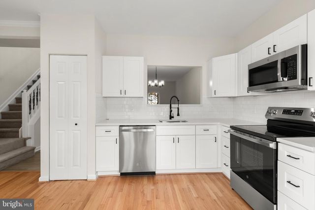 6916 FLAG HARBOR DR, District Heights, MD 20747