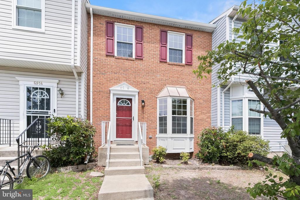 6916 FLAG HARBOR DR, District Heights, MD 20747