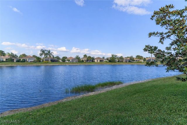 8595 Palermo CT, Naples, FL 34114