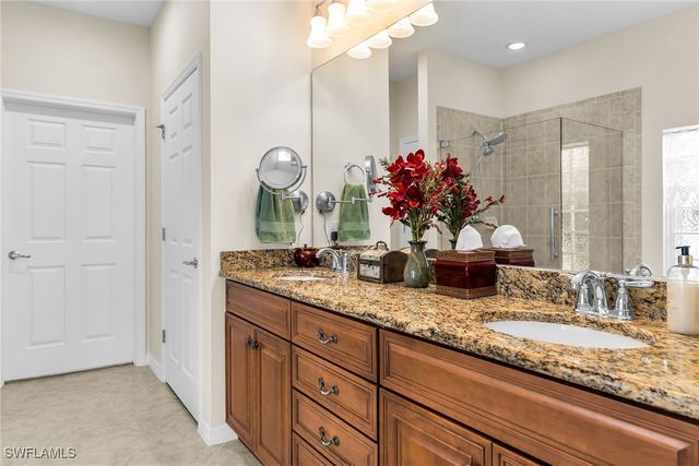 8595 Palermo CT, Naples, FL 34114