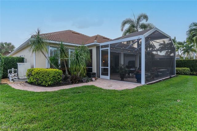 8595 Palermo CT, Naples, FL 34114