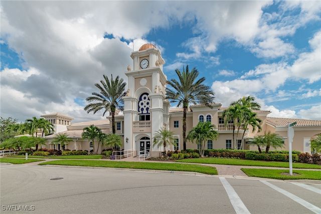 8595 Palermo CT, Naples, FL 34114