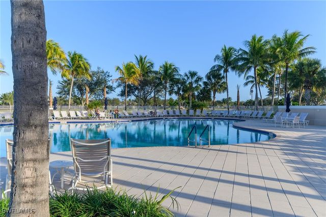 8595 Palermo CT, Naples, FL 34114