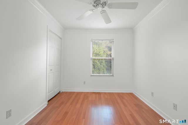 175 South End Road F37, East Haven, CT 06512