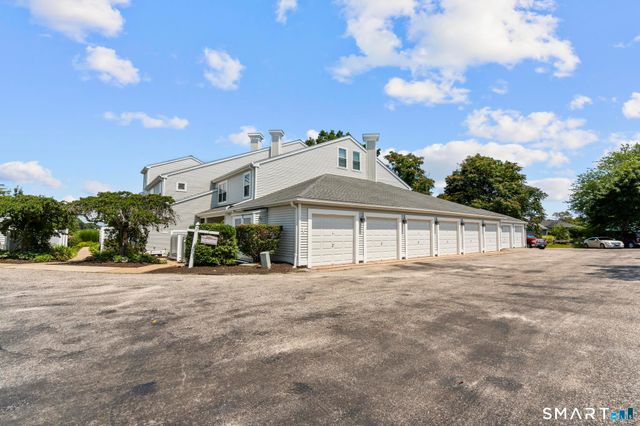 175 South End Road F37, East Haven, CT 06512