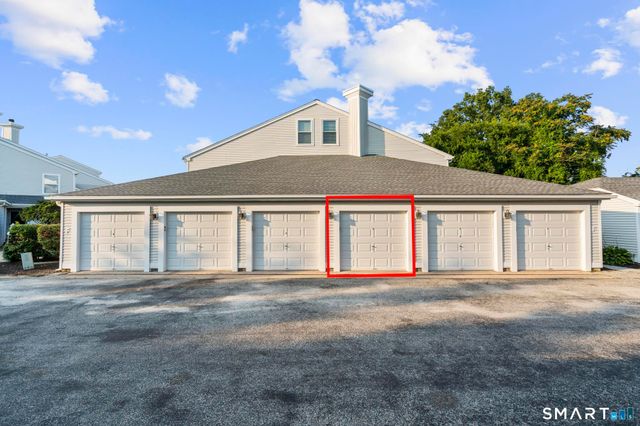 175 South End Road F37, East Haven, CT 06512