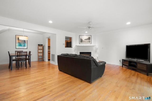 175 South End Road F37, East Haven, CT 06512