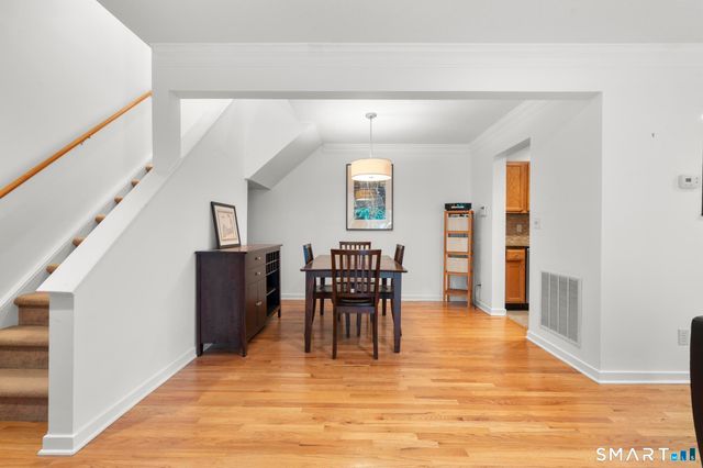 175 South End Road F37, East Haven, CT 06512