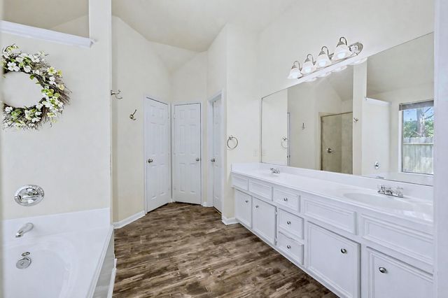 7418 Lakesage Lane, Richmond, TX 77407