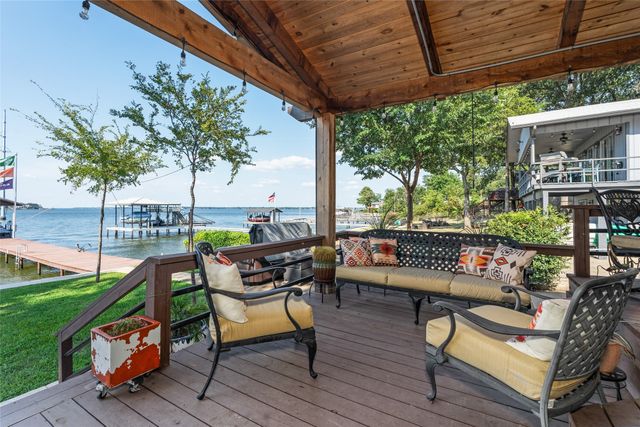 309 Shore Line Drive, Tool, TX 75143