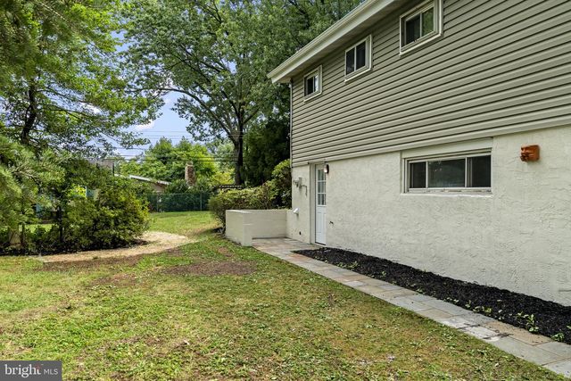 1525 ERBS MILL RD, Blue Bell, PA 19422