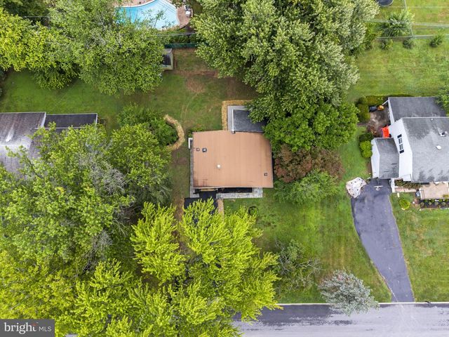 1525 ERBS MILL RD, Blue Bell, PA 19422