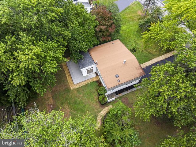 1525 ERBS MILL RD, Blue Bell, PA 19422