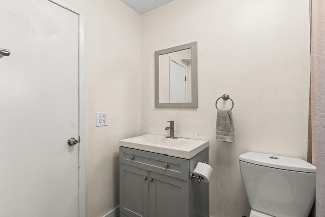 1121 N 66th Terrace, Hollywood, FL 33024