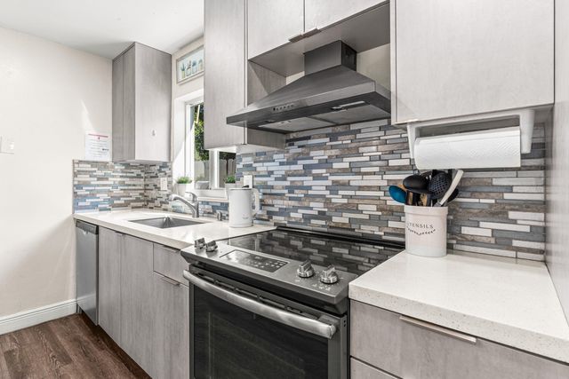 1121 N 66th Terrace, Hollywood, FL 33024