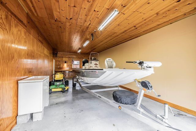 105 Maria Circle, Houma, LA 70360