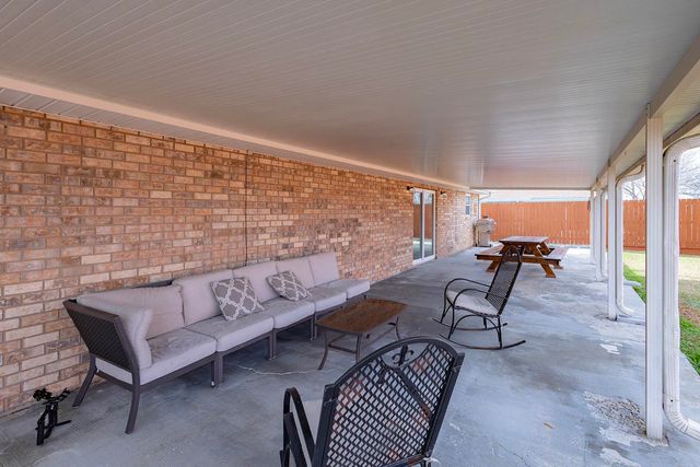 105 Maria Circle, Houma, LA 70360