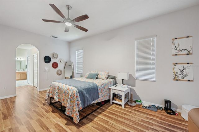4641 ROLLING GREEN DRIVE, Wesley Chapel, FL 33543