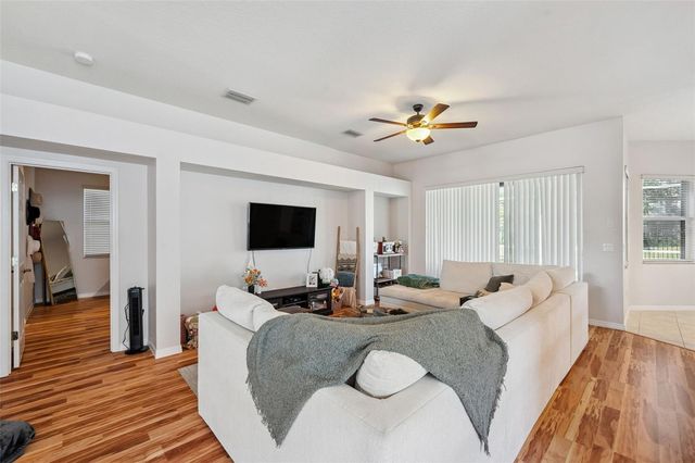 4641 ROLLING GREEN DRIVE, Wesley Chapel, FL 33543