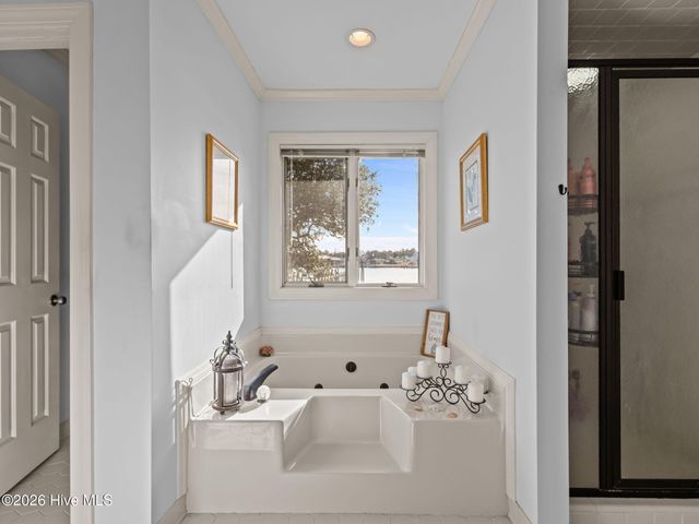 200 Pelican Drive, Newport, NC 28570