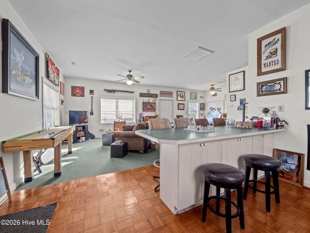 200 Pelican Drive, Newport, NC 28570