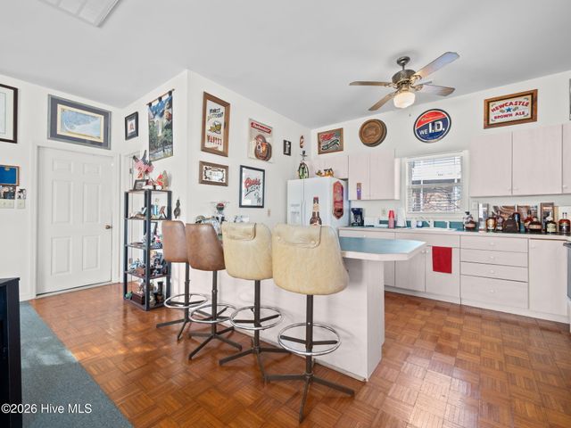 200 Pelican Drive, Newport, NC 28570