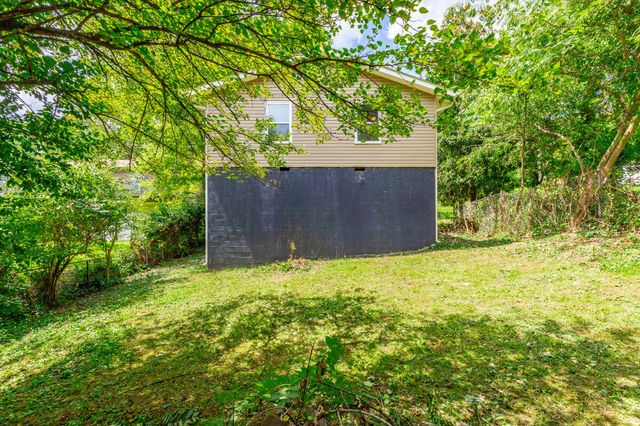 108 S Seminole Drive, Chattanooga, TN 37411