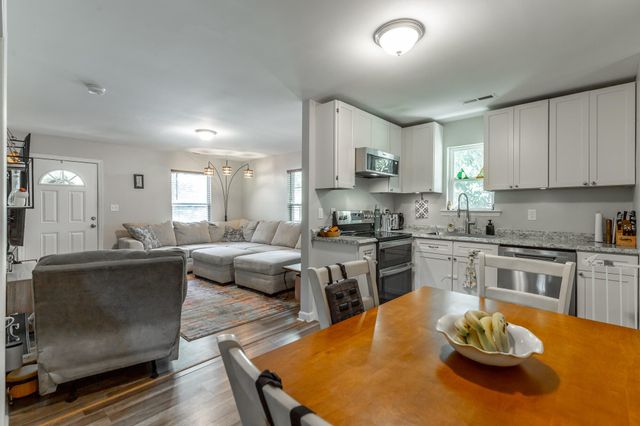 108 S Seminole Drive, Chattanooga, TN 37411