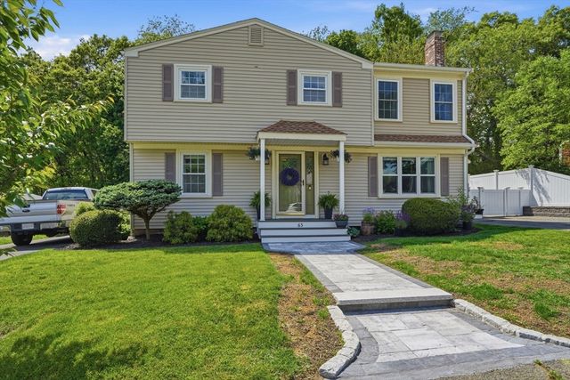 65 Lake St, Braintree, MA 02184
