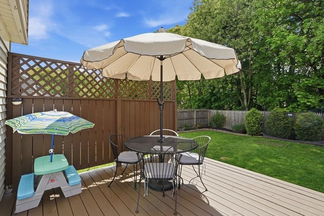 65 Lake St, Braintree, MA 02184