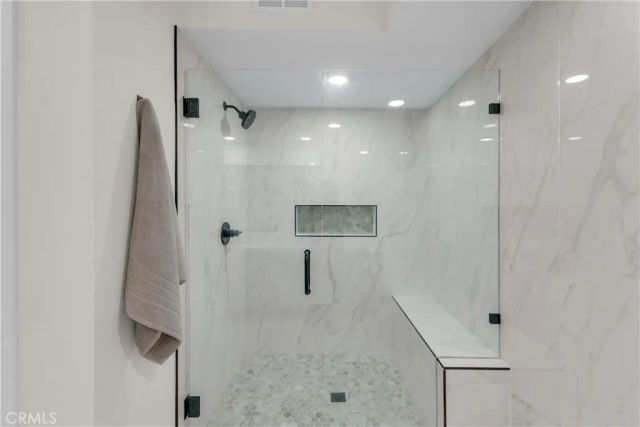 143 Desert Falls Circle, Palm Desert, CA 92211