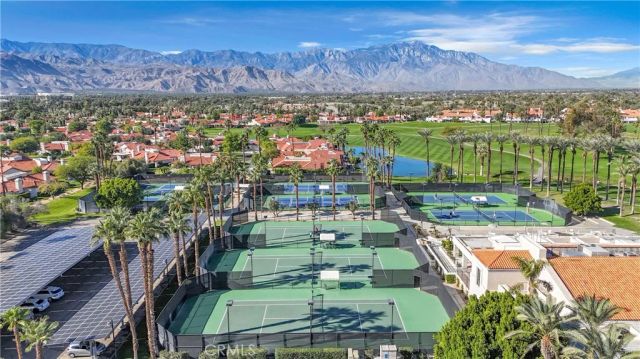 143 Desert Falls Circle, Palm Desert, CA 92211