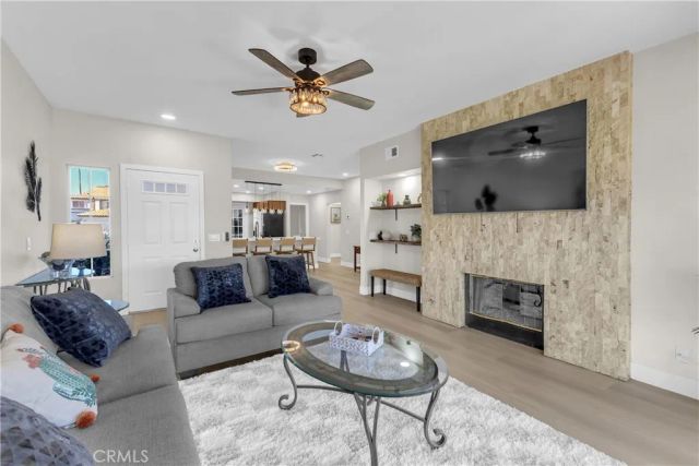 143 Desert Falls Circle, Palm Desert, CA 92211