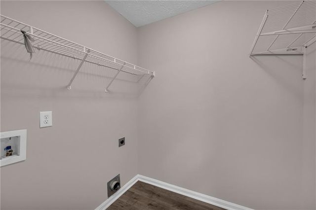2789 Wynhaven Oaks Way, Lawrenceville, GA 30043