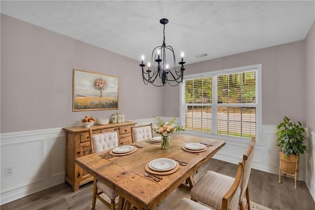 2789 Wynhaven Oaks Way, Lawrenceville, GA 30043