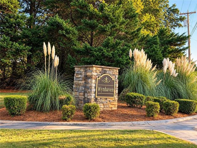 2789 Wynhaven Oaks Way, Lawrenceville, GA 30043