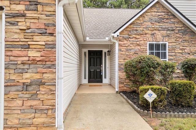 2789 Wynhaven Oaks Way, Lawrenceville, GA 30043