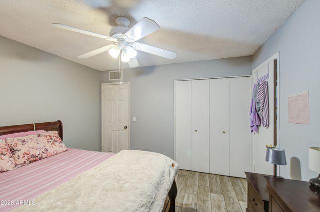 1652 W 2ND Street, Mesa, AZ 85201