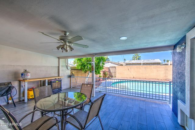 1652 W 2ND Street, Mesa, AZ 85201