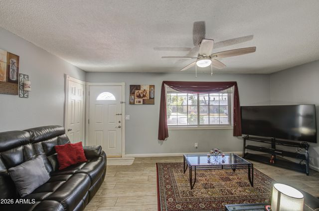 1652 W 2ND Street, Mesa, AZ 85201