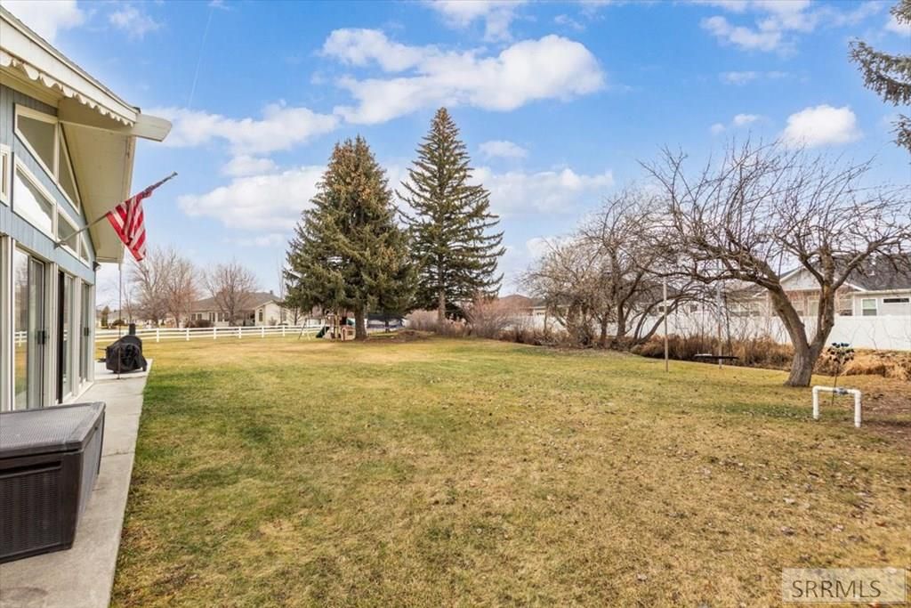 Image 29 of property listing at 3715 S 5th W, Idaho Falls, ID 83404