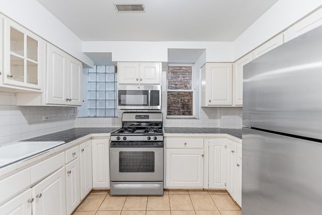 1631 W 18th Street 2, Chicago, IL 60608