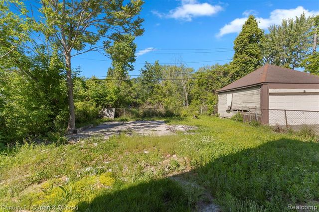 5251 Nottingham Road, Detroit, MI 48224
