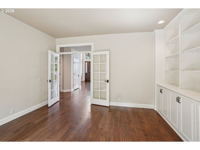 1224 TYNDALL Ct, Lake Oswego, OR 97034