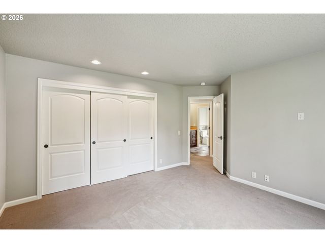 1224 TYNDALL Ct, Lake Oswego, OR 97034