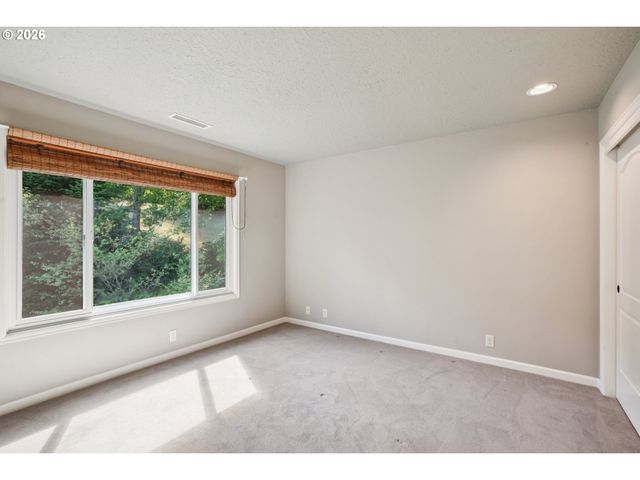 1224 TYNDALL Ct, Lake Oswego, OR 97034