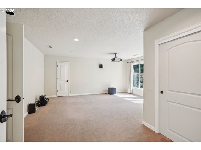 1224 TYNDALL Ct, Lake Oswego, OR 97034